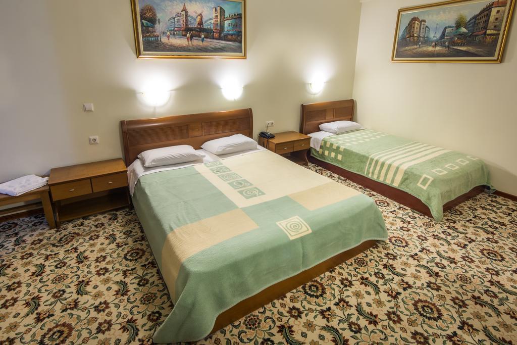 Hotel Alexandros Doxato Exterior photo